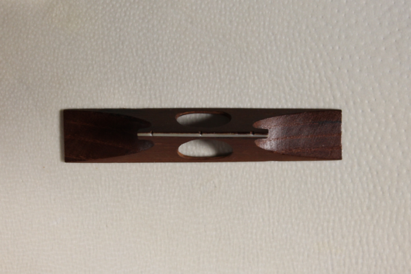Kouta Koma | Holz mit Knochen-Inlay – Bild 3