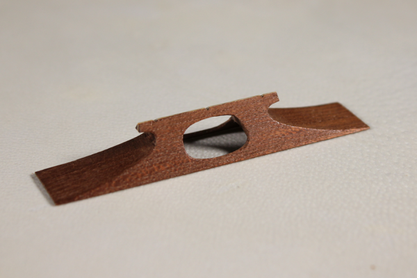 Kouta Koma | Holz mit Knochen-Inlay