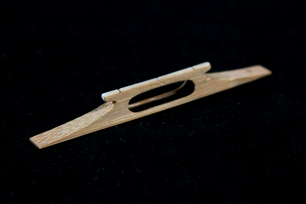 Tsugaru Koma | bamboo with bone inlay