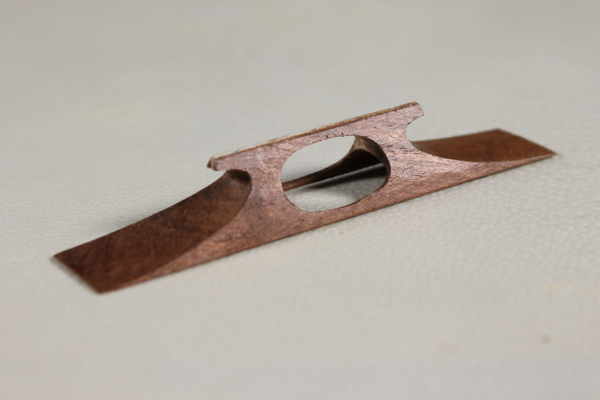 Kouta Koma | Holz mit Knochen-Inlay