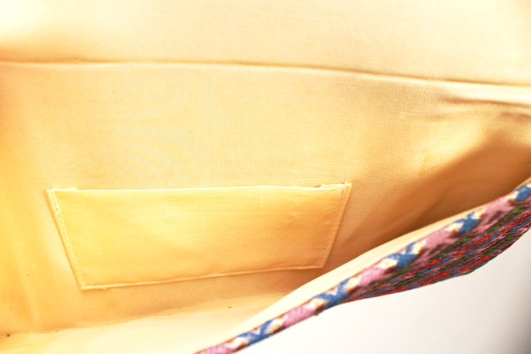 Bachi Clutch - Image 8