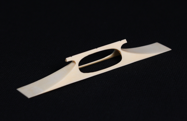 Nagauta Koma | bone