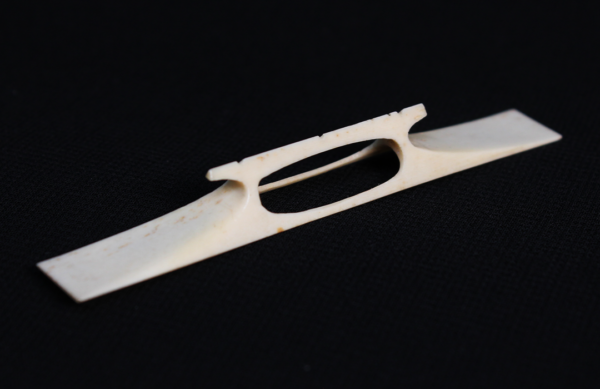 Nagauta Koma | bone
