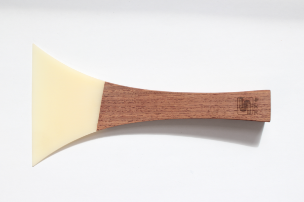 Tsugaru Bachi | plastic and wood