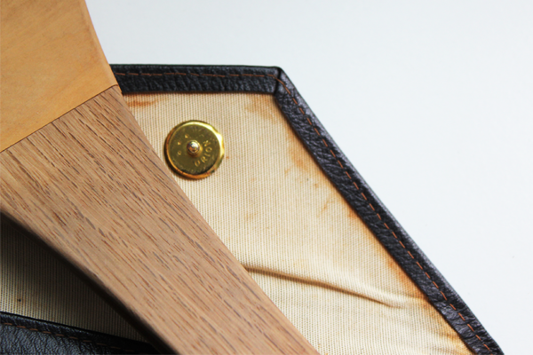 Rare Leather Bachi Clutch - Image 5