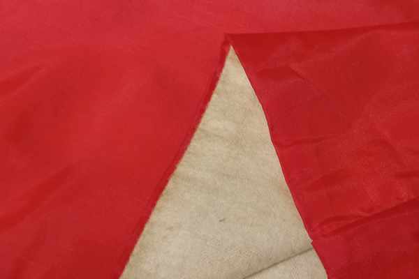 Nagabukuro | red