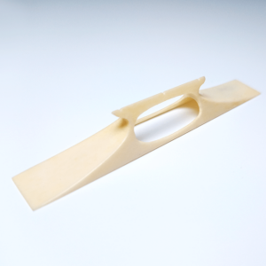 Nagauta Koma | bone