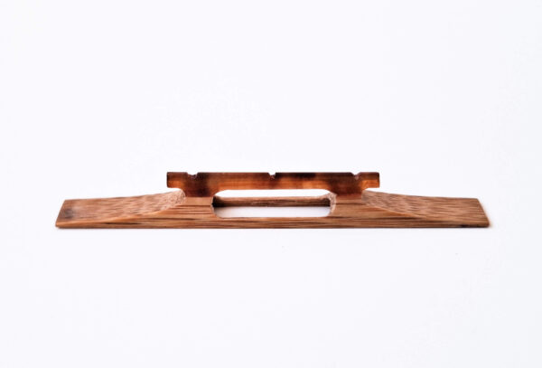 Tsugaru Koma | Bambus mit Bekko Sattel (schmal) – Bild 2