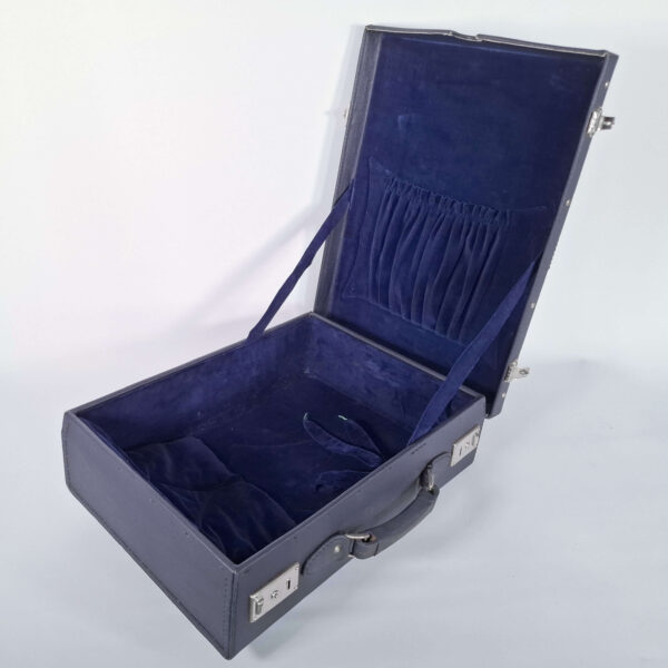 Mitsuori Case | dark blue with blue velvet - Image 4