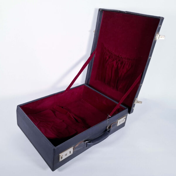 Mitsuori Case | dark blue with red velvet - Image 3
