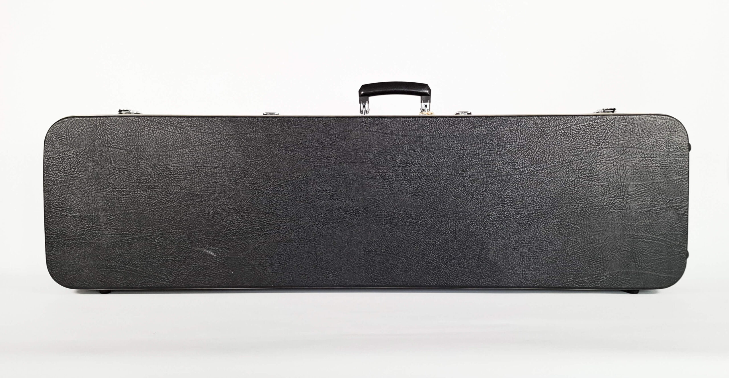 Tsugaru Koffer | schwarz mit silber โ Bild 3