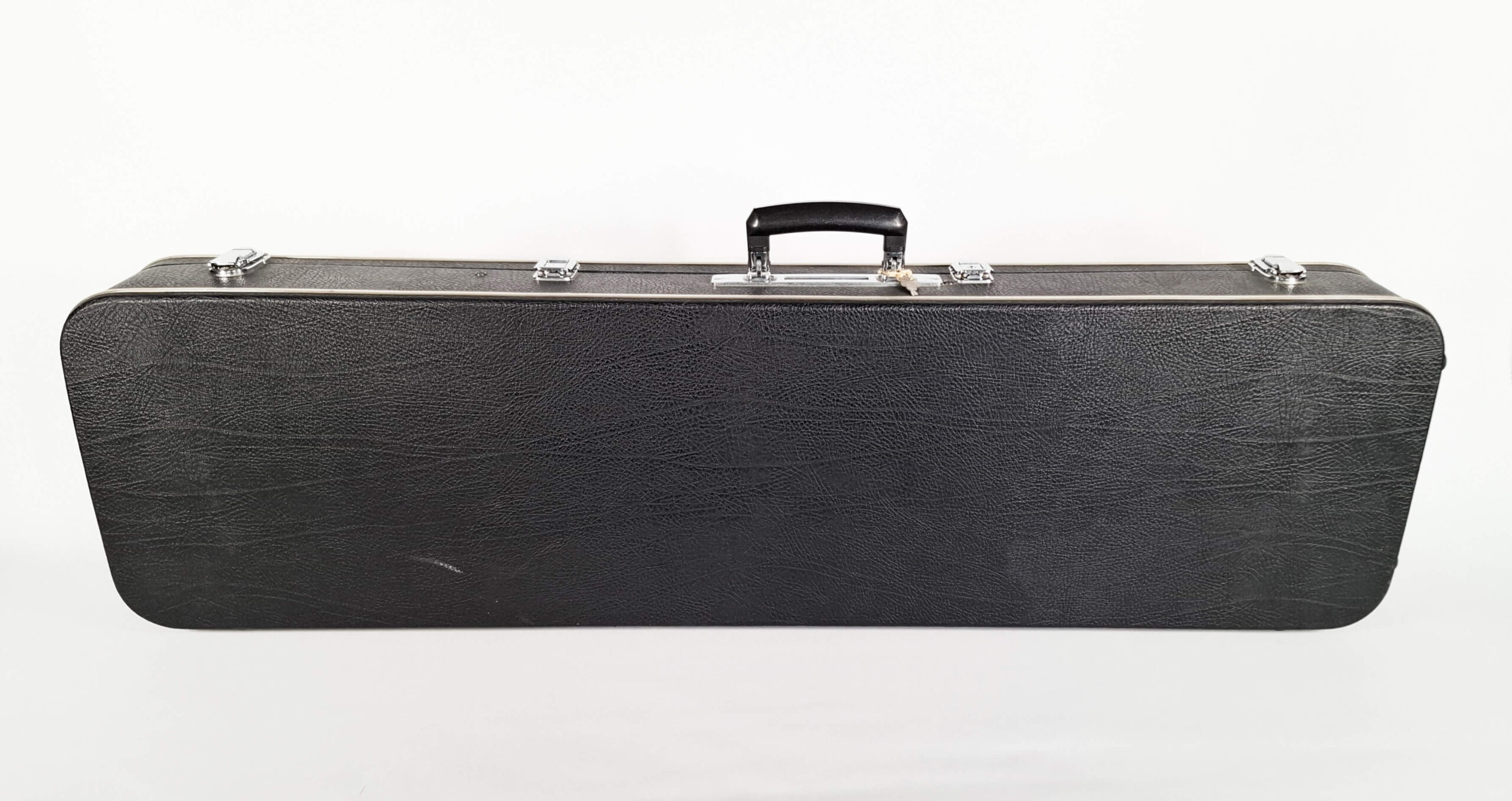 Tsugaru Koffer | schwarz mit silber โ Bild 4